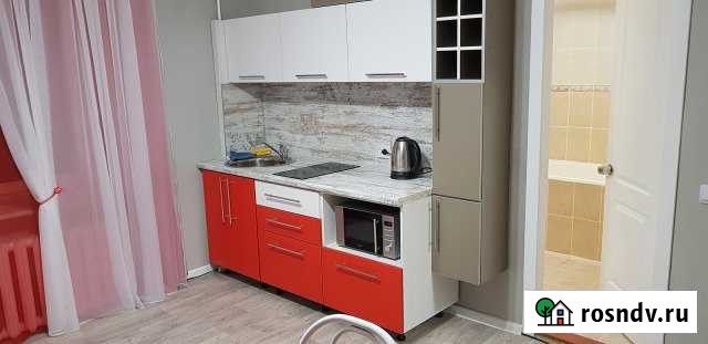 2-комнатная квартира, 60 м², 3/5 эт. в аренду посуточно в Белогорске Амурской области Белогорск - изображение 1