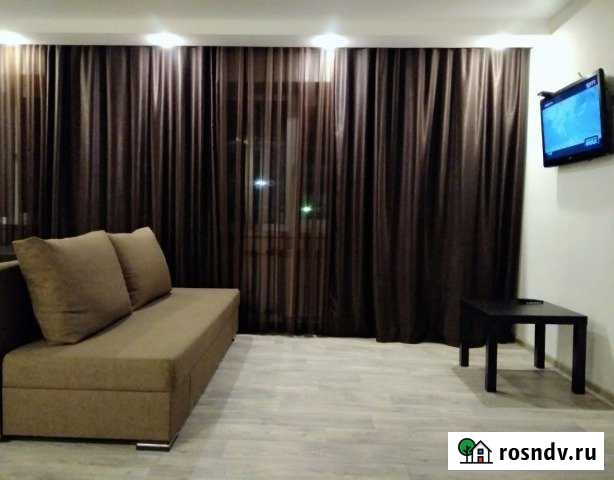 1-комнатная квартира, 35 м², 3/5 эт. в аренду посуточно в Каменске-Уральском Каменск-Уральский - изображение 1