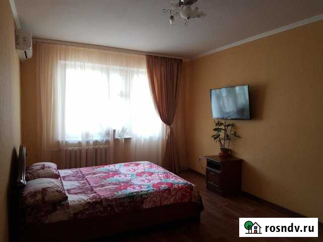 1-комнатная квартира, 38.3 м², 7/10 эт. в аренду посуточно в Энгельсе Энгельс - изображение 1