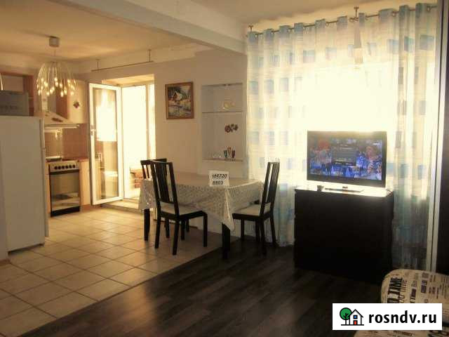 1-комнатная квартира, 50 м², 2/16 эт. в аренду посуточно в Череповце Череповец - изображение 1