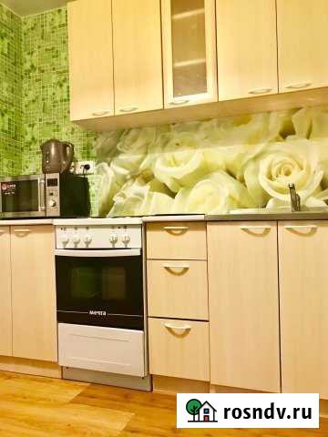 1-комнатная квартира, 32 м², 2/5 эт. в аренду посуточно в Белово Белово - изображение 1