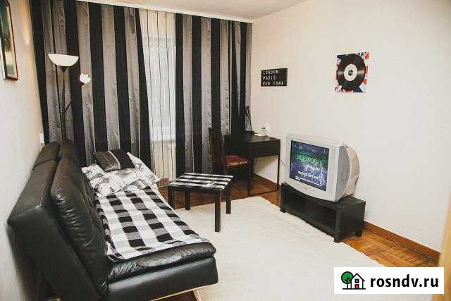 2-комнатная квартира, 41 м², 2/5 эт. в аренду посуточно во Владивостоке Владивосток - изображение 1