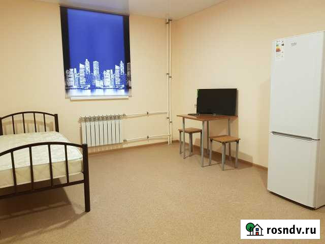 Комната 21 м² в 1-ком. кв., 1/3 эт. в аренду на длительный срок в Нижневартовске Нижневартовск - изображение 1
