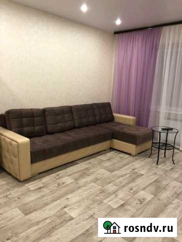 2-комнатная квартира, 66 м², 1/9 эт. в аренду посуточно в Ноябрьске Ноябрьск - изображение 1