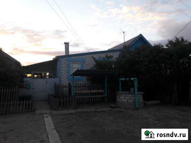 Дом 54 м² на участке 30 сот. на продажу в Средней Ахтубе Средняя Ахтуба - изображение 1