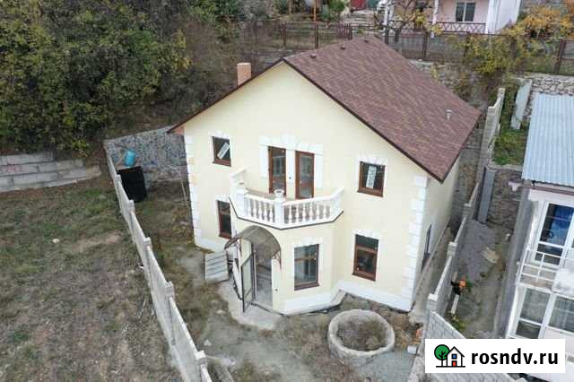 Дом 160 м² на участке 4 сот. на продажу в Ялте Ялта - изображение 1