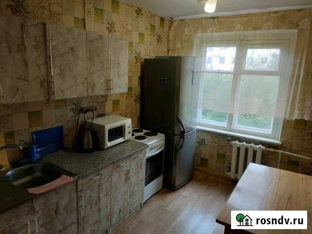 Комната 12 м² в 4-ком. кв., 5/5 эт. в аренду посуточно в Вилючинске Вилючинск - изображение 1