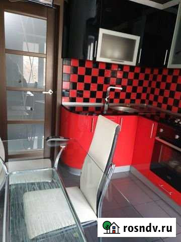 2-комнатная квартира, 52 м², 2/5 эт. в аренду посуточно в Тихорецке Тихорецк - изображение 1