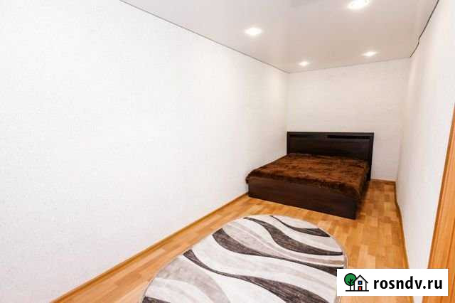 2-комнатная квартира, 58 м², 2/5 эт. в аренду посуточно в Тюмени Тюмень - изображение 1