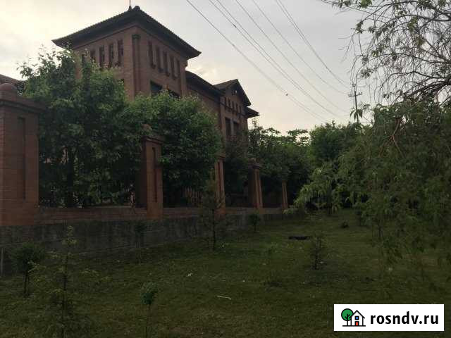 Коттедж 300 м² на участке 5.6 сот. на продажу в Красноярске Красноярск - изображение 1