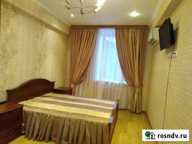 2-комнатная квартира, 70 м², 4/6 эт. в аренду посуточно в Тюмени Тюмень - изображение 1