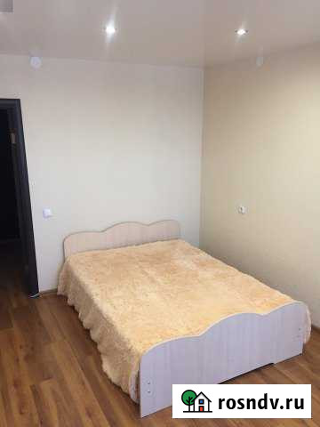 1-комнатная квартира, 48 м², 13/16 эт. в аренду посуточно в Кирове Киров - изображение 1