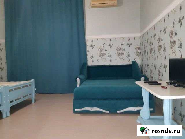 Комната 20 м² в 1-ком. кв., 1/3 эт. в аренду на длительный срок в Геленджике Геленджик - изображение 1