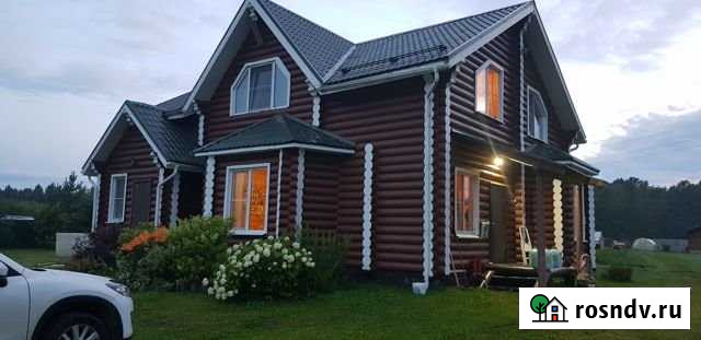 Коттедж 199 м² на участке 100 сот. в аренду посуточно в Брейтово Брейтово - изображение 1