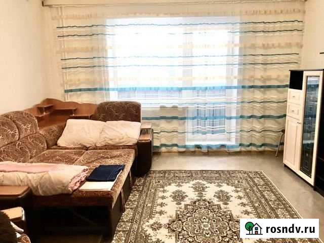 1-комнатная квартира, 35 м², 2/9 эт. в аренду посуточно в Прокопьевске Прокопьевск - изображение 1