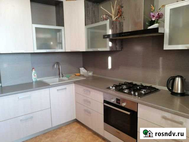 1-комнатная квартира, 54 м², 4/5 эт. в аренду на длительный срок в Геленджике Геленджик - изображение 1