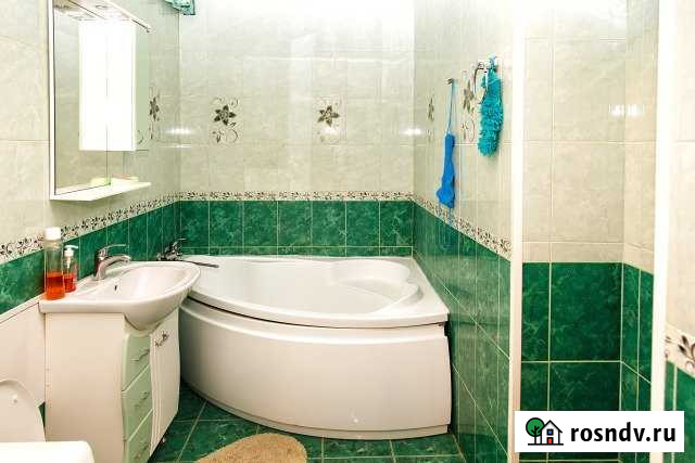 3-комнатная квартира, 80 м², 2/5 эт. в аренду посуточно в Кемерово Кемерово - изображение 1