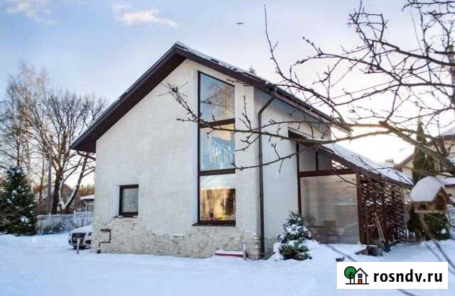 Дом 70 м² на участке 6 сот. в аренду посуточно в Павловске Ленинградской области Павловск - изображение 1