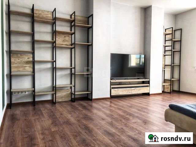 2-комнатная квартира, 60 м², 2/8 эт. в аренду на длительный срок в Севастополе Севастополь - изображение 1