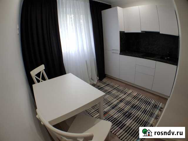 1-комнатная квартира, 34 м², 1/5 эт. в аренду посуточно в Когалыме Когалым - изображение 1