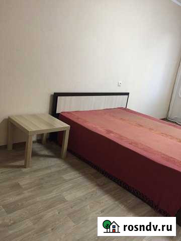 1-комнатная квартира, 39 м², 2/9 эт. в аренду посуточно в Старом Осколе Старый Оскол - изображение 1