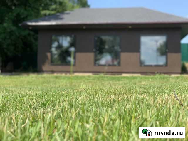 Дом 48 м² на участке 15 сот. в аренду посуточно на Лугах Луга - изображение 1