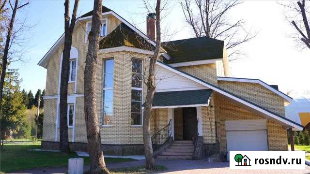 Коттедж 300 м² на участке 10 сот. в аренду посуточно в Санкт-Петербурге Санкт-Петербург - изображение 1