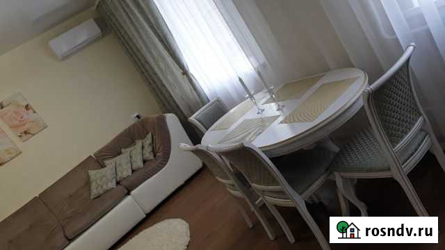 2-комнатная квартира, 65 м², 2/9 эт. в аренду посуточно в Абакане Абакан - изображение 1