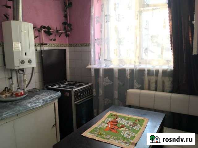 3-комнатная квартира, 45 м², 1/2 эт. в аренду на длительный срок в Симферополе Симферополь - изображение 1