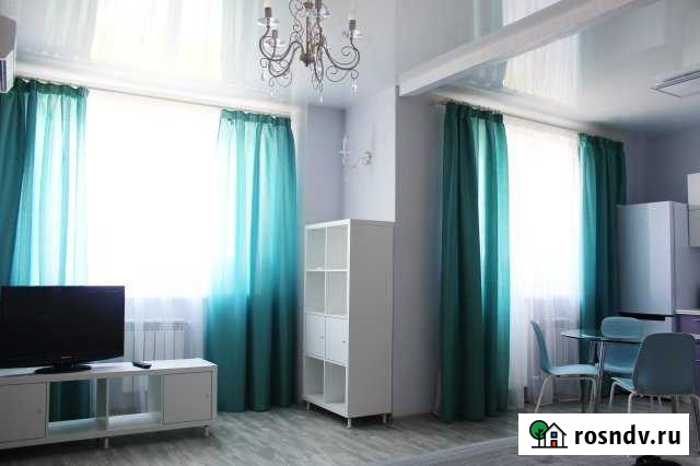 Квартира-студия, 40 м², 15/18 эт. в аренду посуточно в Волгограде Волгоград - изображение 1