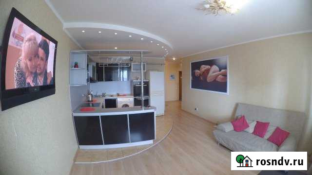 2-комнатная квартира, 56 м², 10/16 эт. в аренду посуточно в Омске Омск - изображение 1