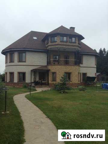 Дом 500 м² на участке 50 сот. в аренду на длительный срок в Истре Истра - изображение 1