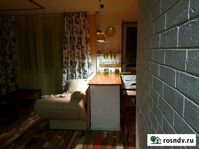 Квартира-студия, 30 м², 4/5 эт. в аренду посуточно в Брянске Брянск - изображение 1