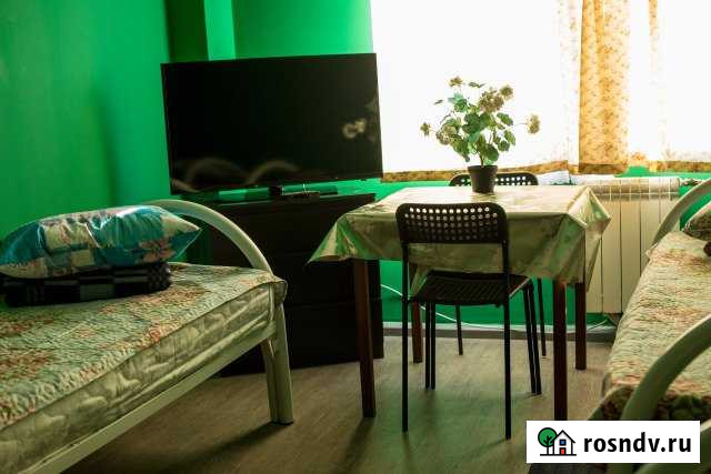 Комната 20 м² в 4-ком. кв., 2/2 эт. в аренду посуточно в Миассе Миасс - изображение 1