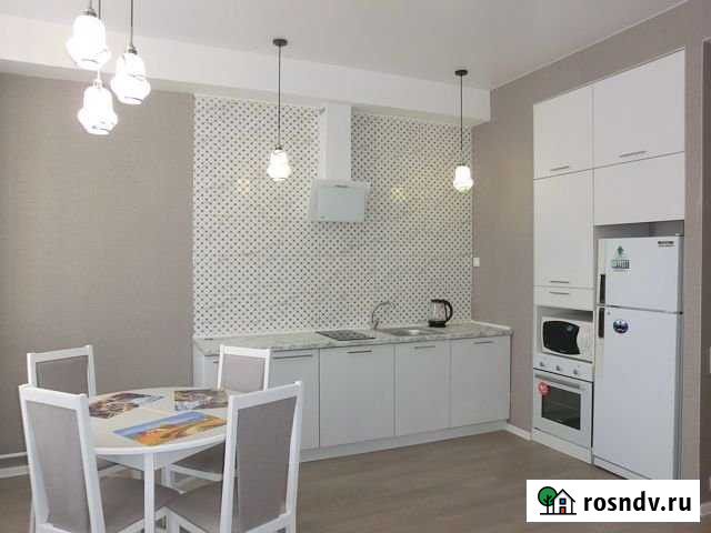 3-комнатная квартира, 90 м², 4/5 эт. в аренду на длительный срок в Барнауле Барнаул - изображение 1