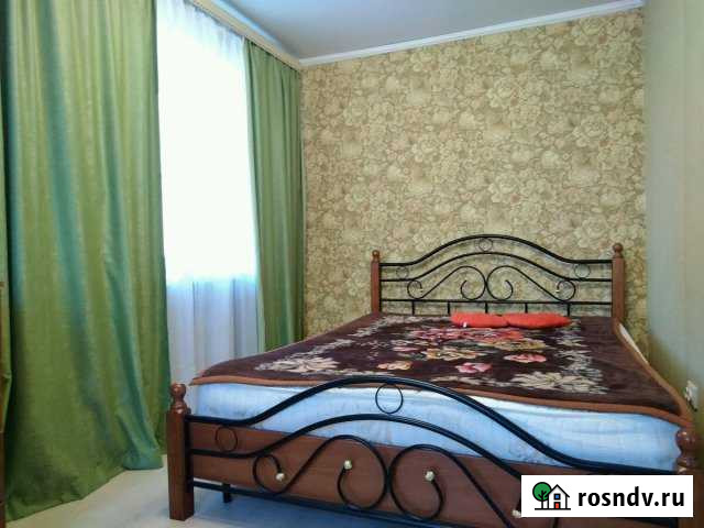 2-комнатная квартира, 45 м², 3/5 эт. в аренду посуточно в Липецке Липецк - изображение 1