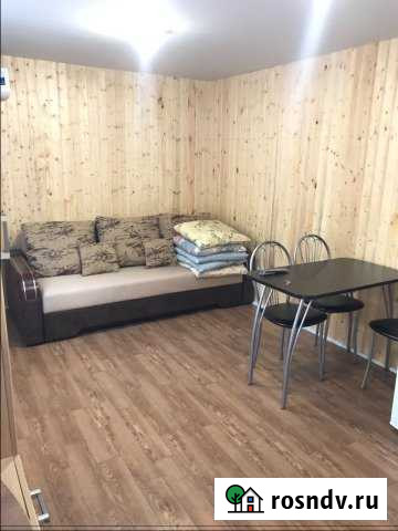 Дом 20 м² на участке 5 сот. в аренду посуточно в Ялте Ялта - изображение 1