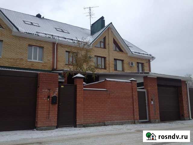 Таунхаус 340 м² на участке 4 сот. на продажу в Сургуте Ханты-Мансийского АО Сургут - изображение 1