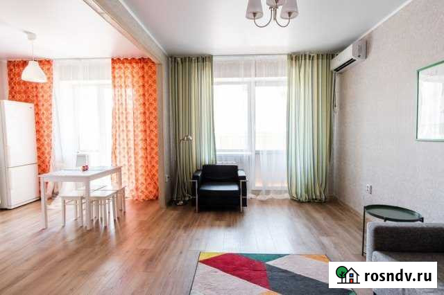 2-комнатная квартира, 68 м², 5/10 эт. в аренду посуточно в Оренбурге Оренбург - изображение 1