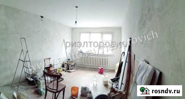 Комната 25.1 м² в 2-ком. кв., 1/5 эт. на продажу в Новокузнецке Новокузнецк - изображение 1