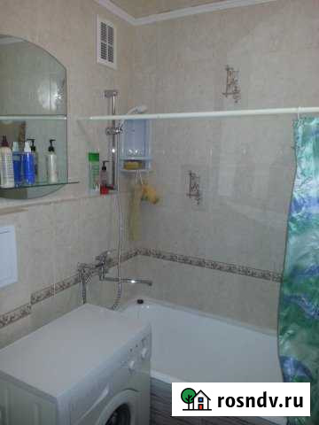 2-комнатная квартира, 46 м², 2/5 эт. в аренду посуточно в Челябинске Челябинск - изображение 1