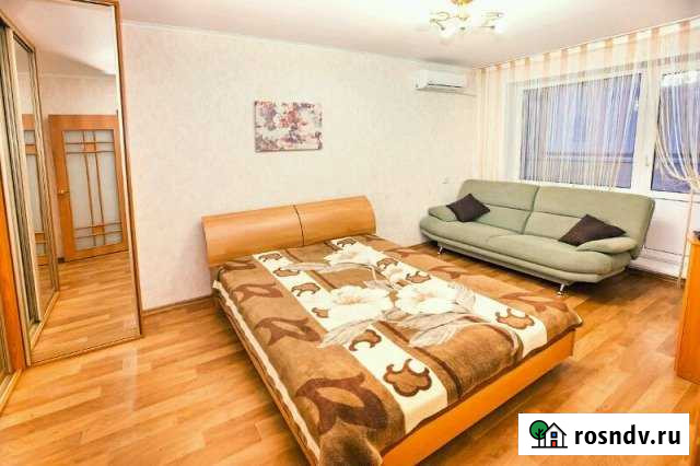 1-комнатная квартира, 37 м², 4/9 эт. в аренду посуточно в Тольятти Тольятти - изображение 1