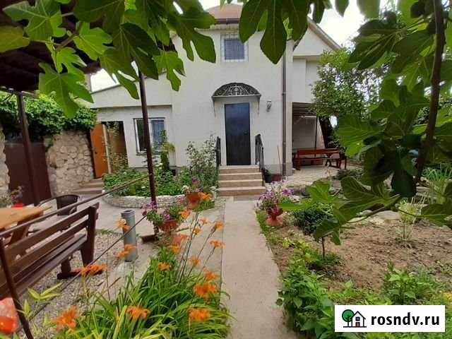 Комната 20 м² в 2-ком. кв., 2/2 эт. в аренду на длительный срок в Севастополе Севастополь - изображение 1