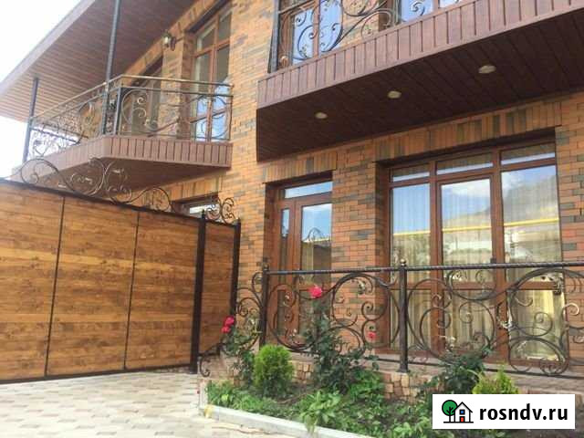 Коттедж 100 м² на участке 3 сот. в аренду посуточно в Алагире Алагир - изображение 1