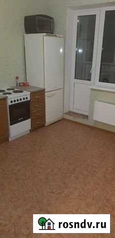 1-комнатная квартира, 38 м², 3/4 эт. в аренду посуточно в Ноябрьске Ноябрьск - изображение 1