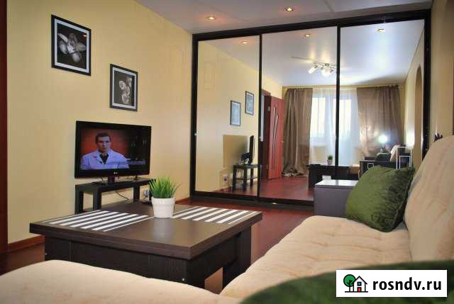 2-комнатная квартира, 60 м², 4/5 эт. в аренду посуточно в Златоусте Златоуст - изображение 1