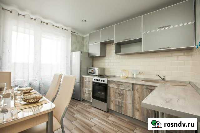 1-комнатная квартира, 40 м², 4/9 эт. в аренду посуточно в Тольятти Тольятти - изображение 1