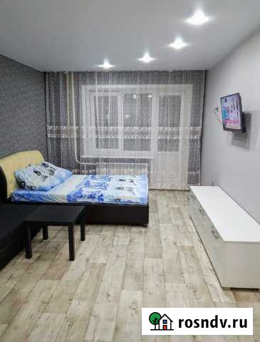 1-комнатная квартира, 34 м², 4/10 эт. в аренду посуточно в Чебоксарах Чебоксары - изображение 1