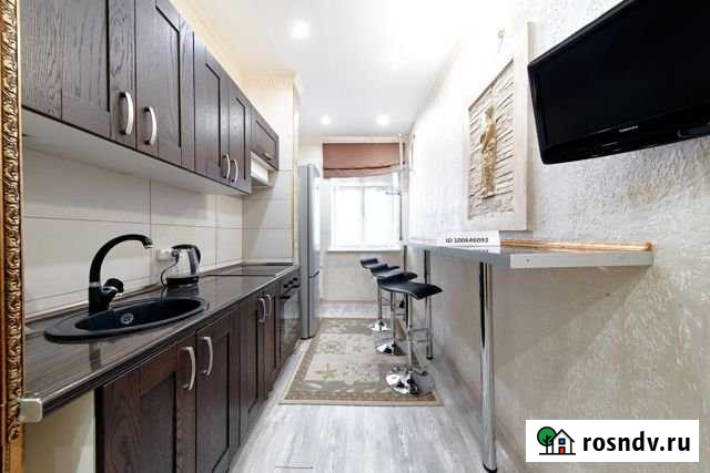 2-комнатная квартира, 60 м², 2/3 эт. в аренду посуточно в Новороссийске Новороссийск - изображение 1