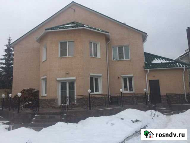 Дом 350 м² на участке 11 сот. в аренду посуточно в Магнитогорске Магнитогорск - изображение 1